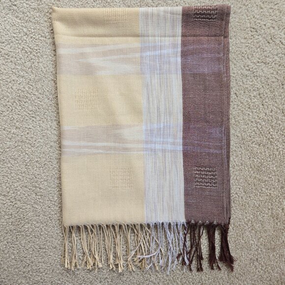 NWOT Neutral Earth Tones Fringed Scarf Lightweight - Picture 9 of 9